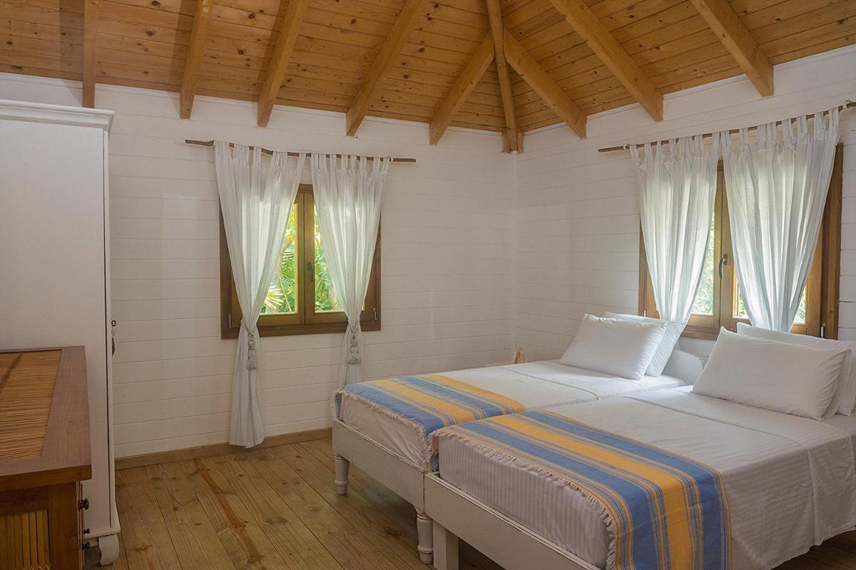 La Pointe Beach Huts Baie Sainte-Anne Extérieur photo